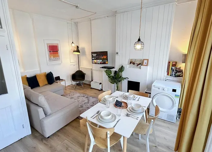 Chic 2-Bedroom Flat In Farringdon Barbican Centre