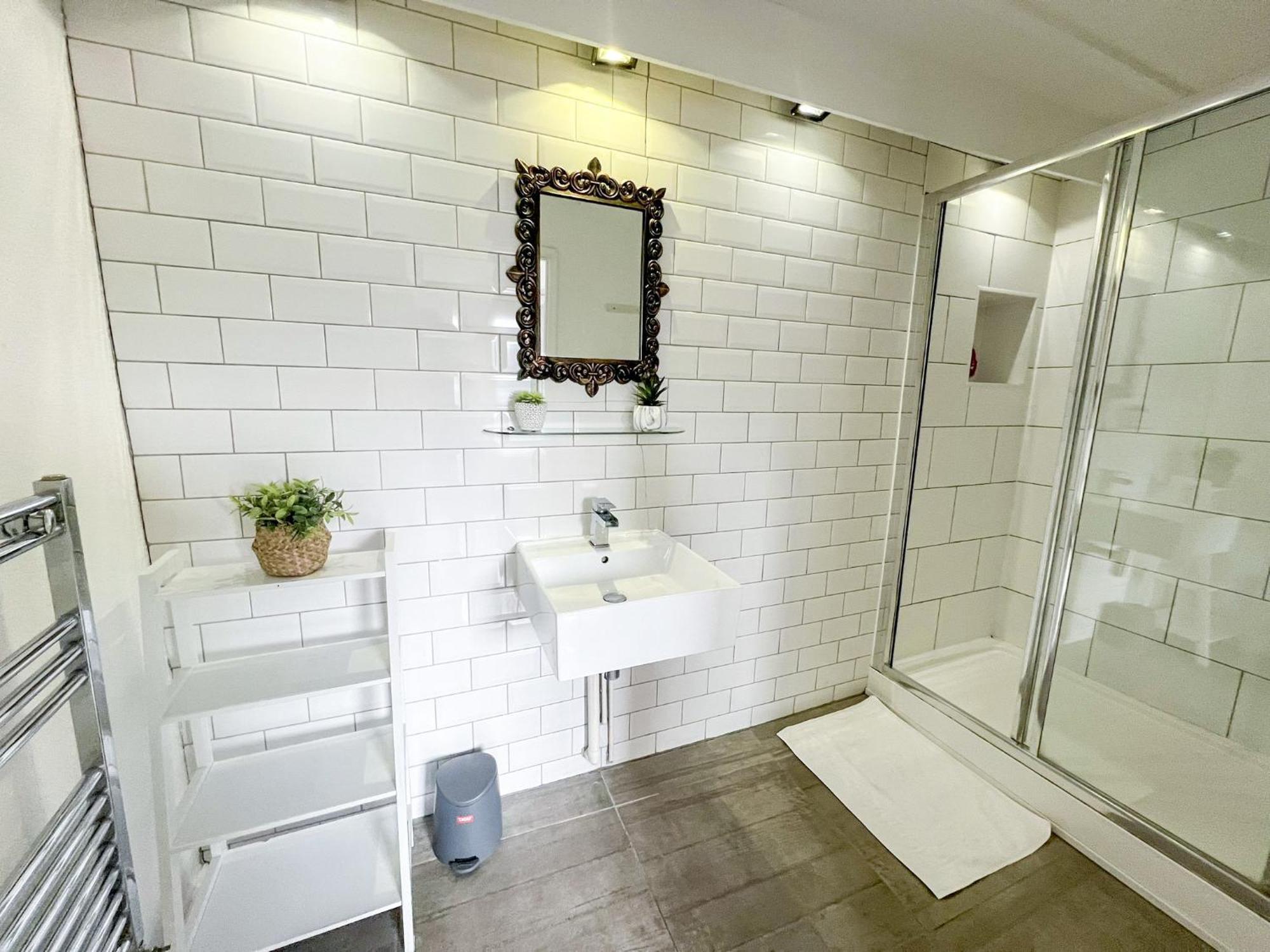 Chic 2-bedroom Flat In Farringdon Barbican Centre Holiday home