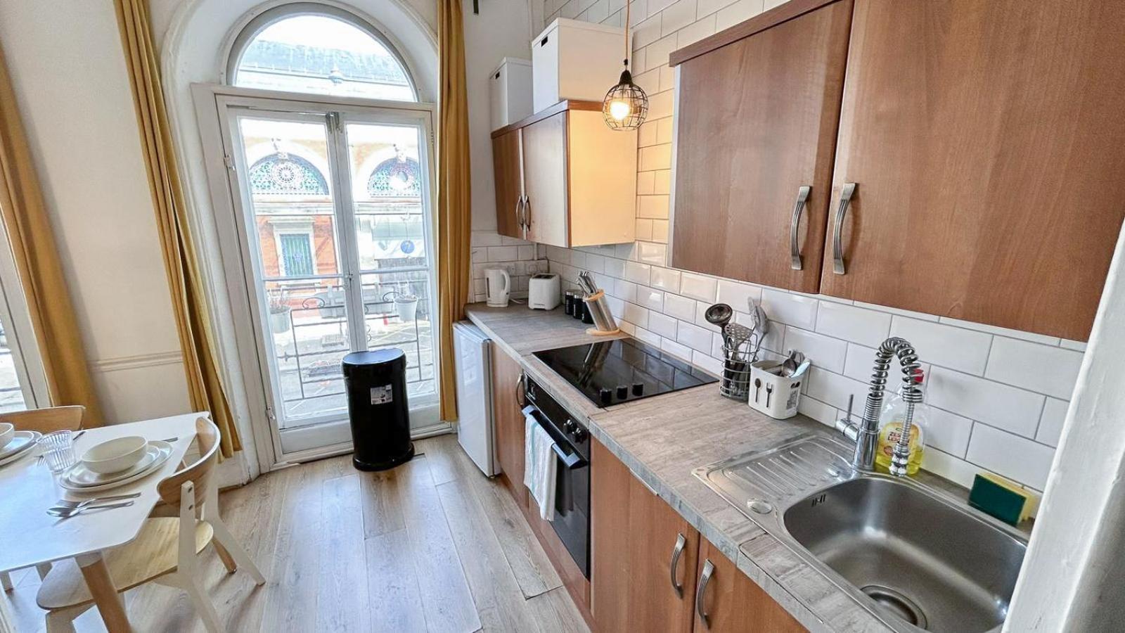Chic 2-bedroom Flat In Farringdon Barbican Centre Holiday home
