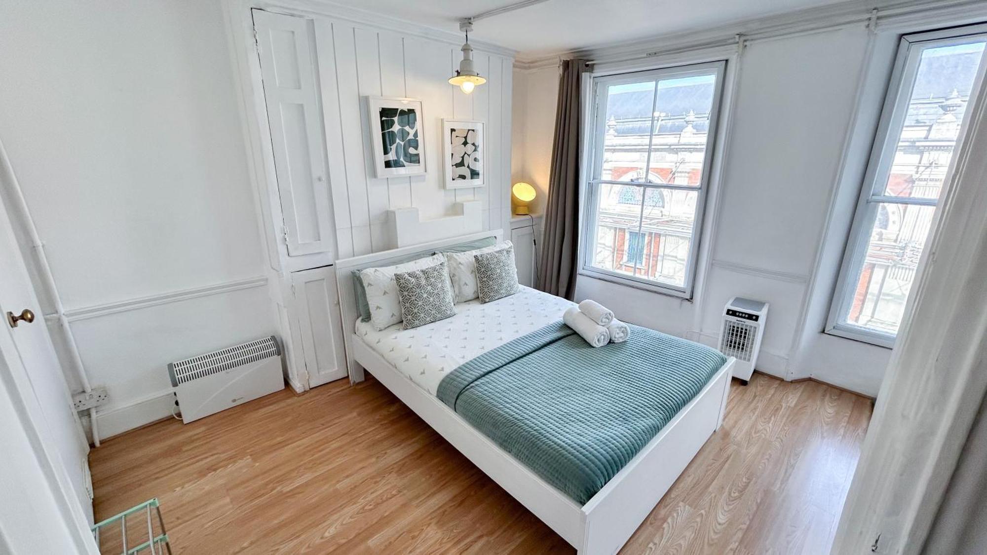 Holiday home Chic 2-bedroom Flat In Farringdon Barbican Centre *